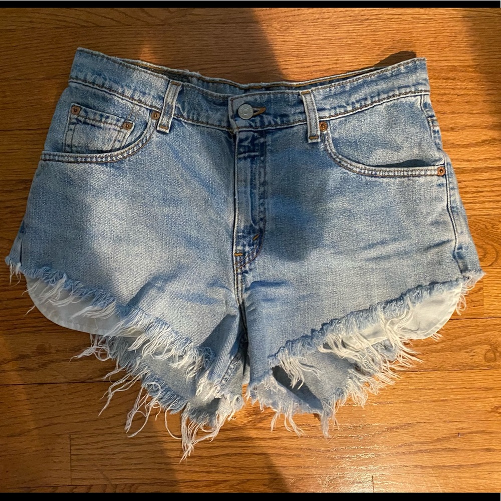 LEVIS 565 urban recycled denim jean shorts